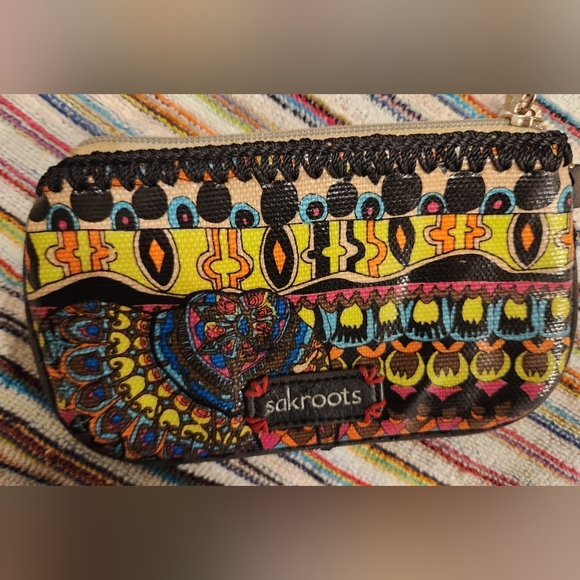 Interesting Info About Sakroots Makeup Bag